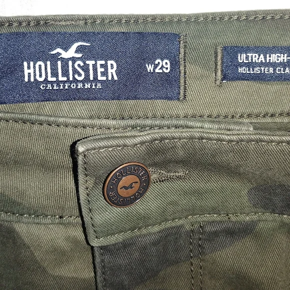 Hollister Camo Skirt Size 9 NWT - Picture 2 of 5